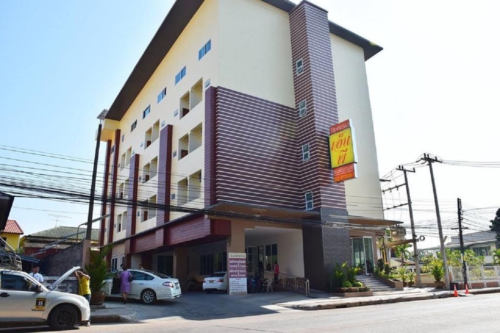 Np Residence Nakhon Phanom Exteriér fotografie